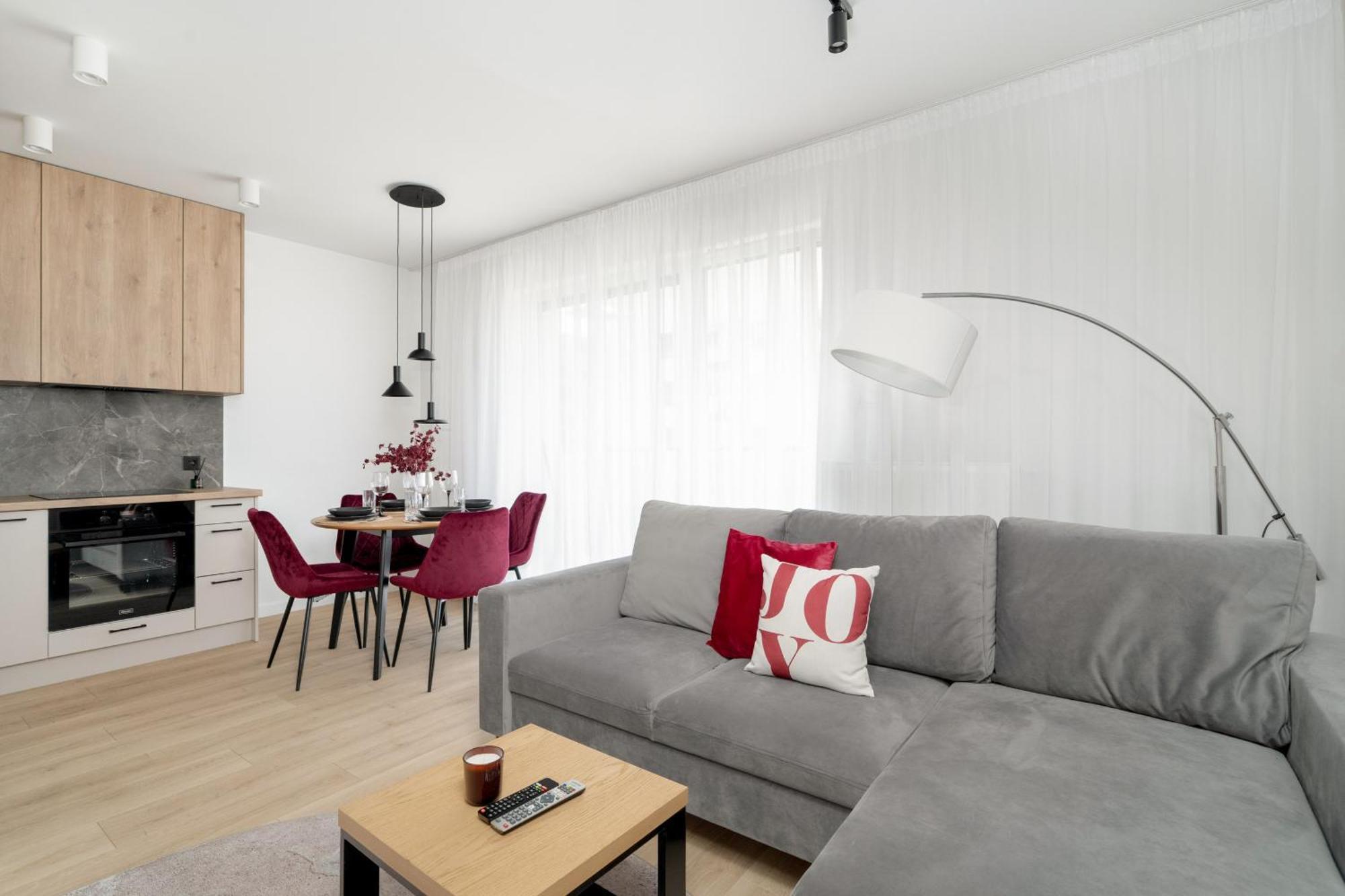 W Zielonej Okolicy Poznania Z Parkingiem By Renters * Poznaň